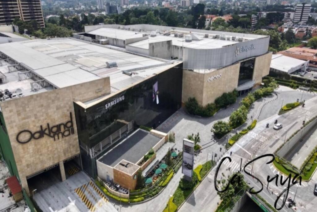 Casuya Airali With Heated Pool, Gym In Center Guatemala City